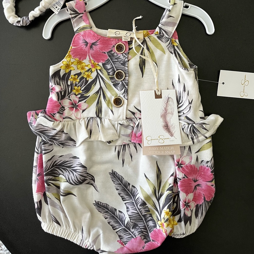Jessica Simpson Baby Romper Hawaiian Themed Size 6/9M - BNWT
